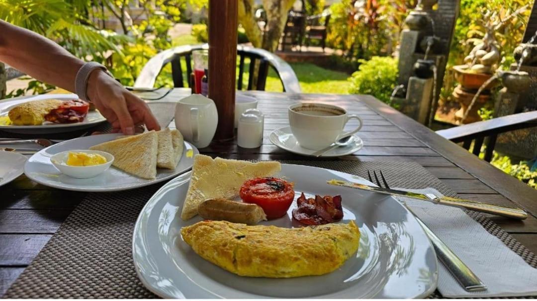 Frangipani Homestay Nusa Dua  Eksteriør bilde